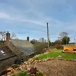 Host & - Kingbridge Forge *
