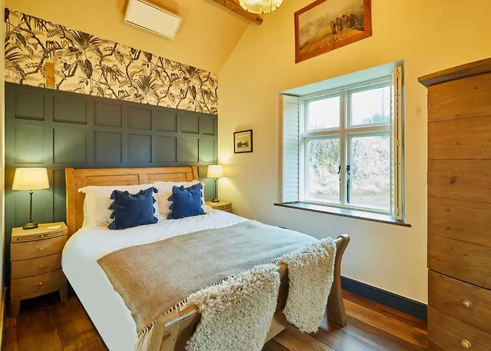 Host & - Kingbridge Forge Nyaraló Lanercost