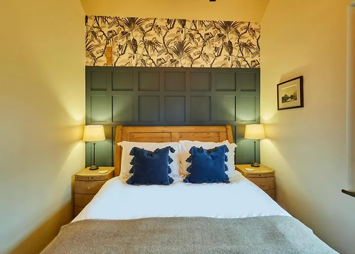 Host & - Kingbridge Forge Nyaraló