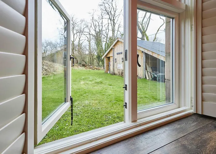 Host & - Kingbridge Forge * Lanercost