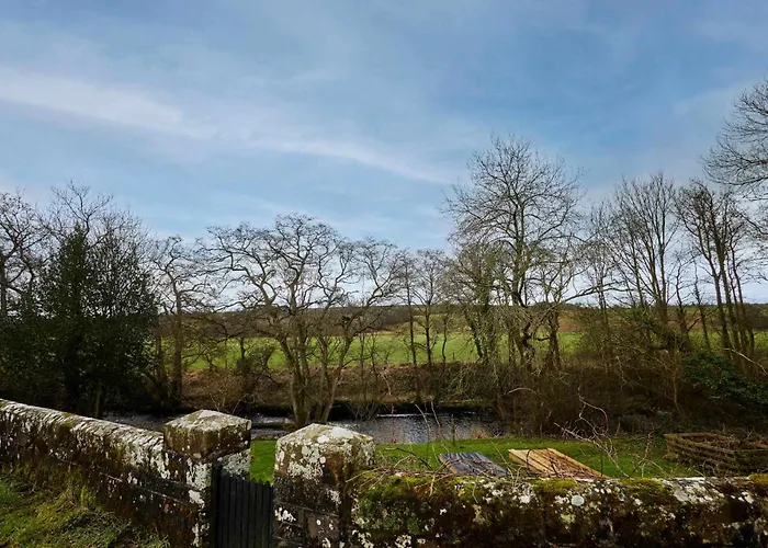 Host & - Kingbridge Forge Nyaraló