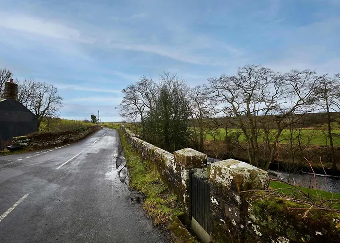 Host & - Kingbridge Forge Nyaraló Lanercost